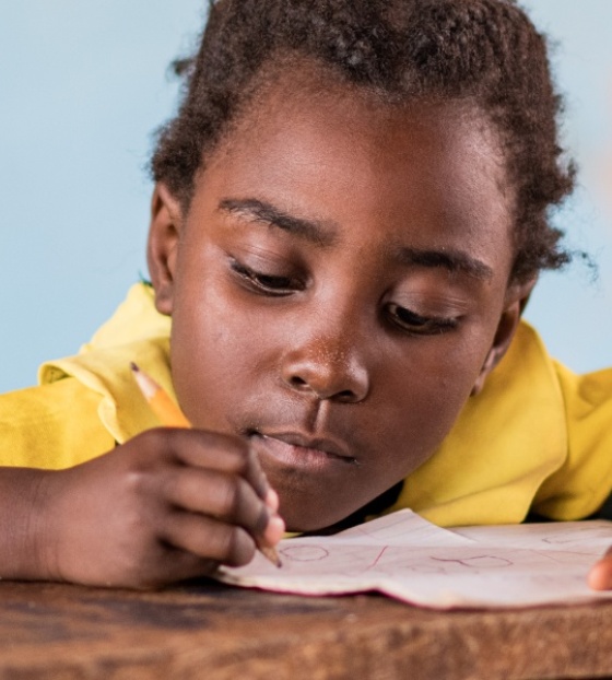 L'approccio comunitario all'alimentazione scolastica che guida Mary's Meals 