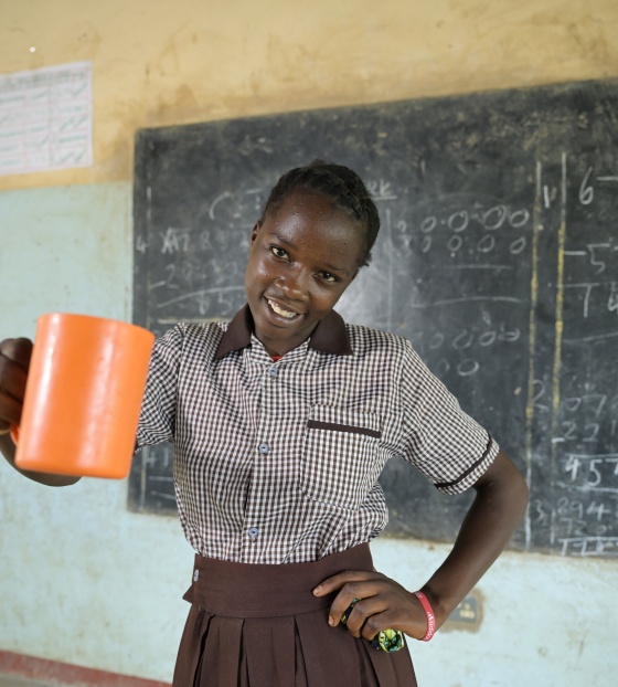 Incoraggiare i bambini a frequentare la scuola in Zambia 